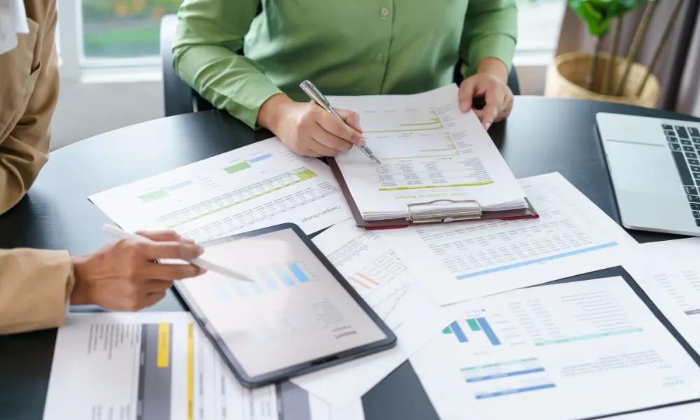 Internal auditor drafting the audit report